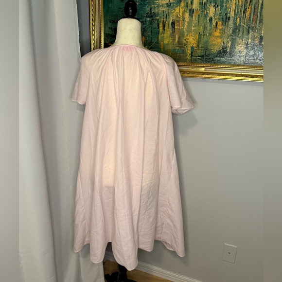 Carriage Court Gown - Picture 2 of 6